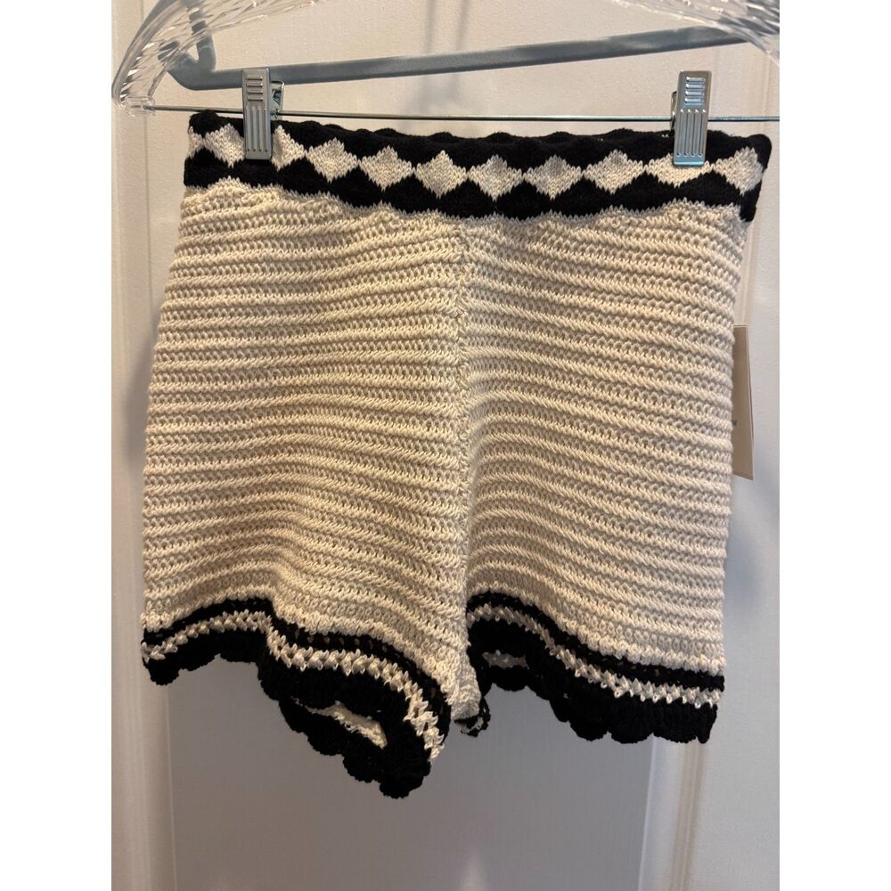 A New Day Cream Crochet Knit Scalloped Shorts - Size XS